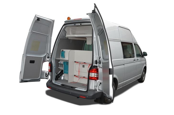 Basisfahrzeug: z.B. Volkswagen Transporter oder Crafter mit Hochdach 