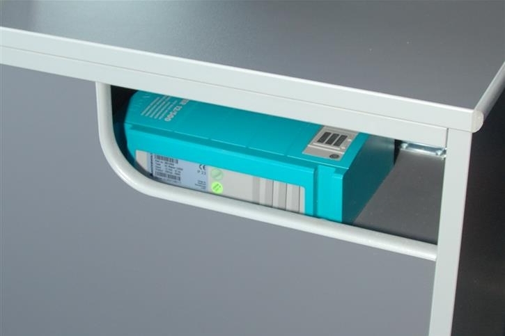 Der optionale Wechselrichter (bis 500 W Leistung) 