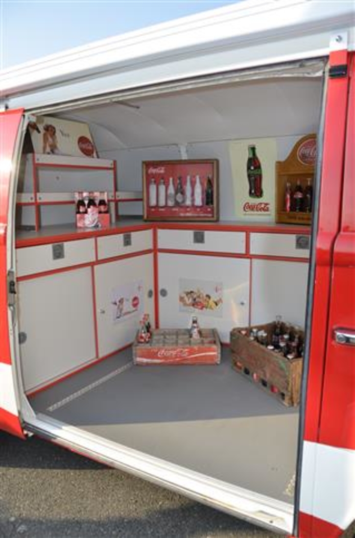 Innenausstattung im Coca-Cola CI 