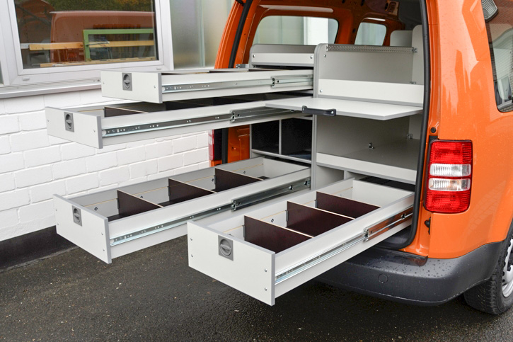 Numerous full extention drawers with different load capacities 