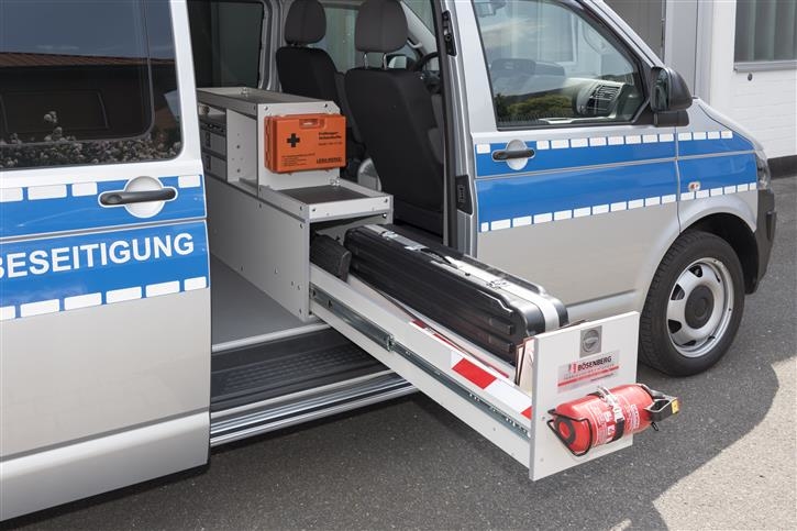 Seitlicher Schwerlast-Vollauszug für optimale Raumausnutzung und perfekte Ergonomie 