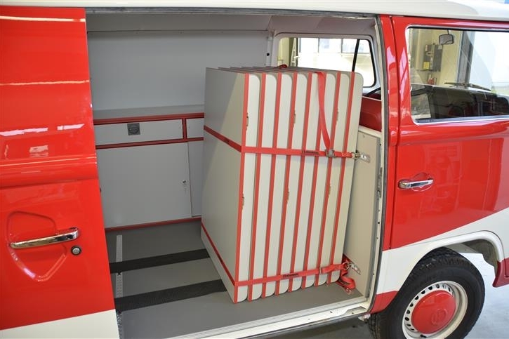The counter equipment can be transported in the vehicle 