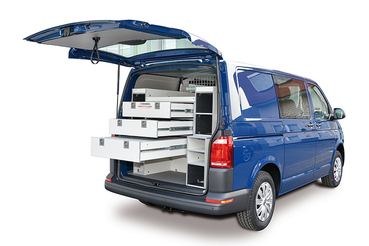 Volkswagen Transporter T6 mit 4 serienmäßigen Sitzen 