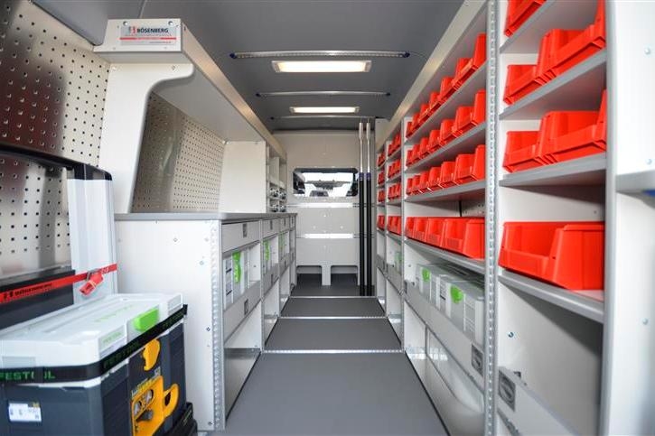 Well-designed shelving system with integrated lashing rails for securing the cargo 